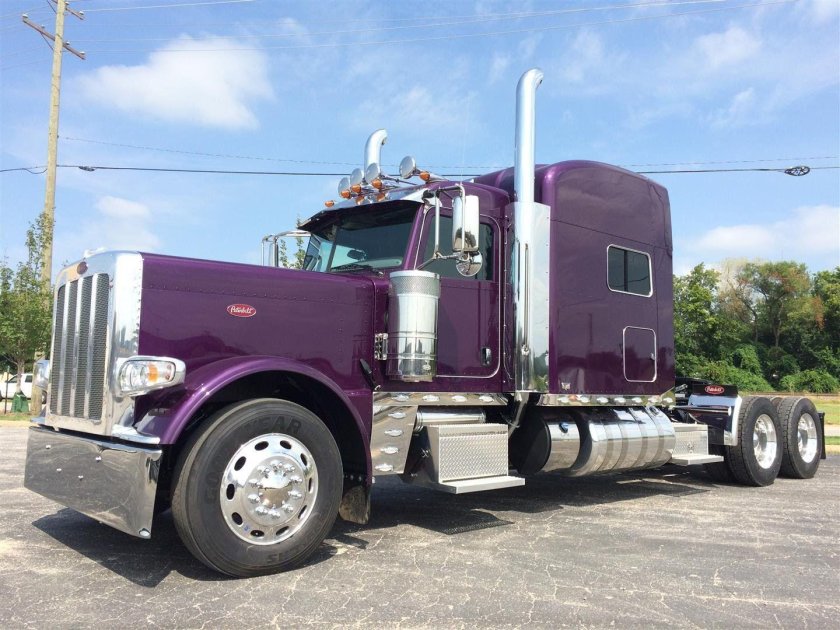 Peterbilt 389