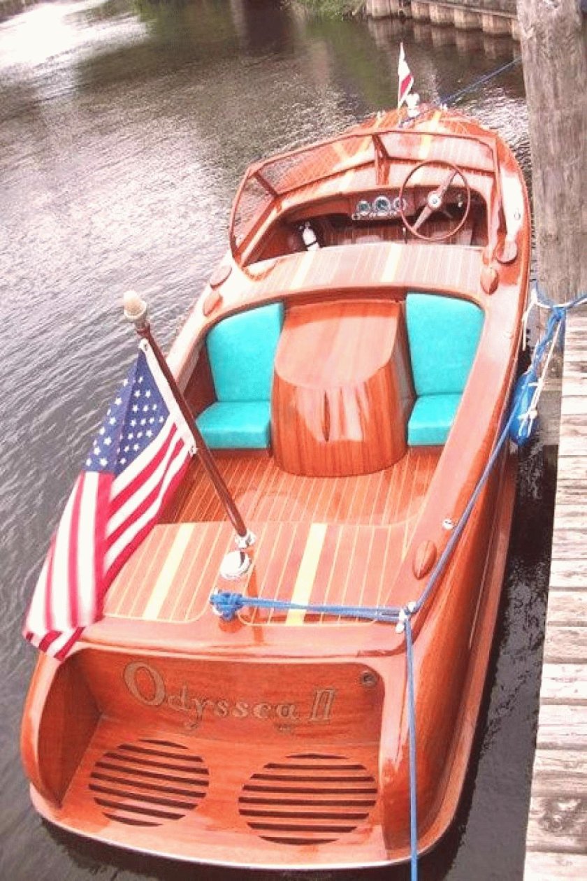 Лодка автомобиль