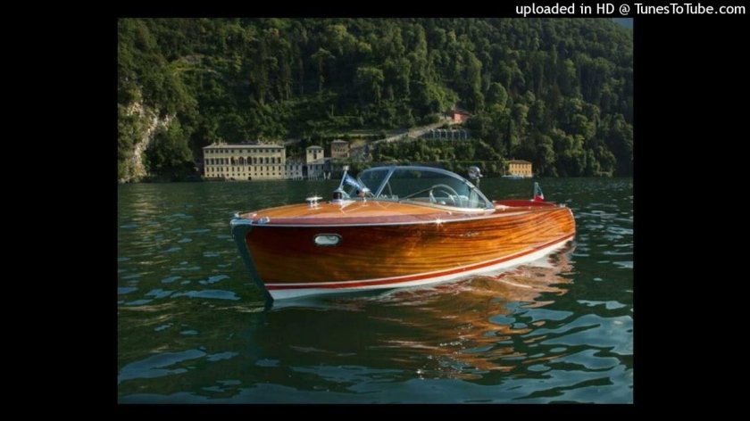 Итальянский катер Riva