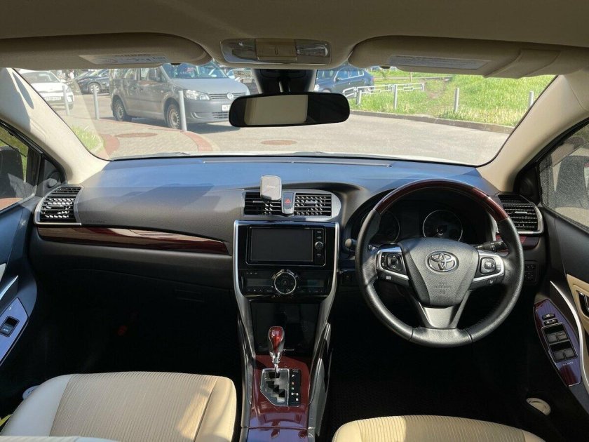 Toyota Allion 2017 салон