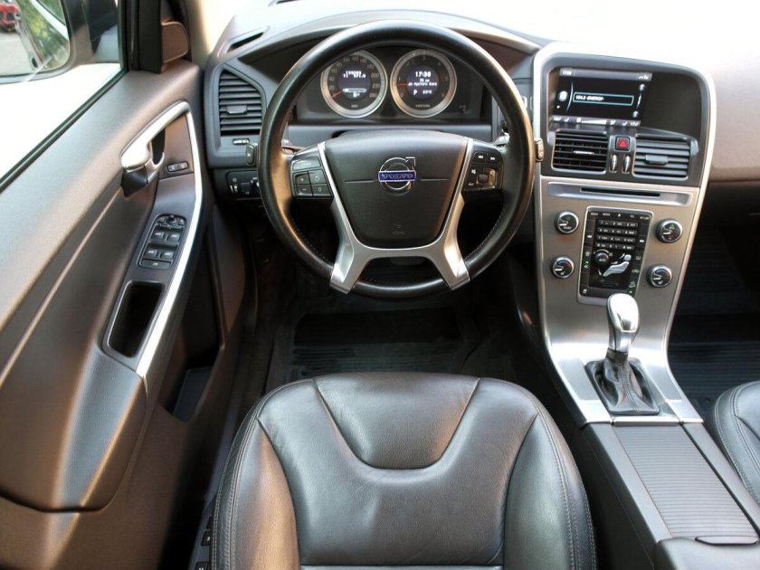 Volvo xc60 салон