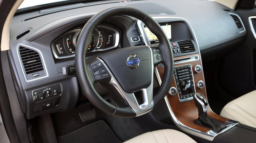 Вольво хс60 салон