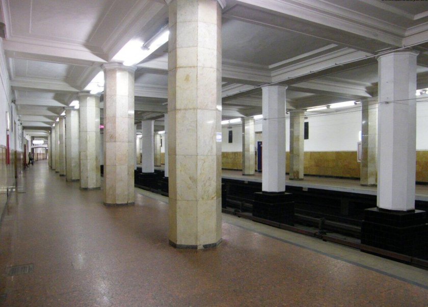 Станция метро Александровский сад