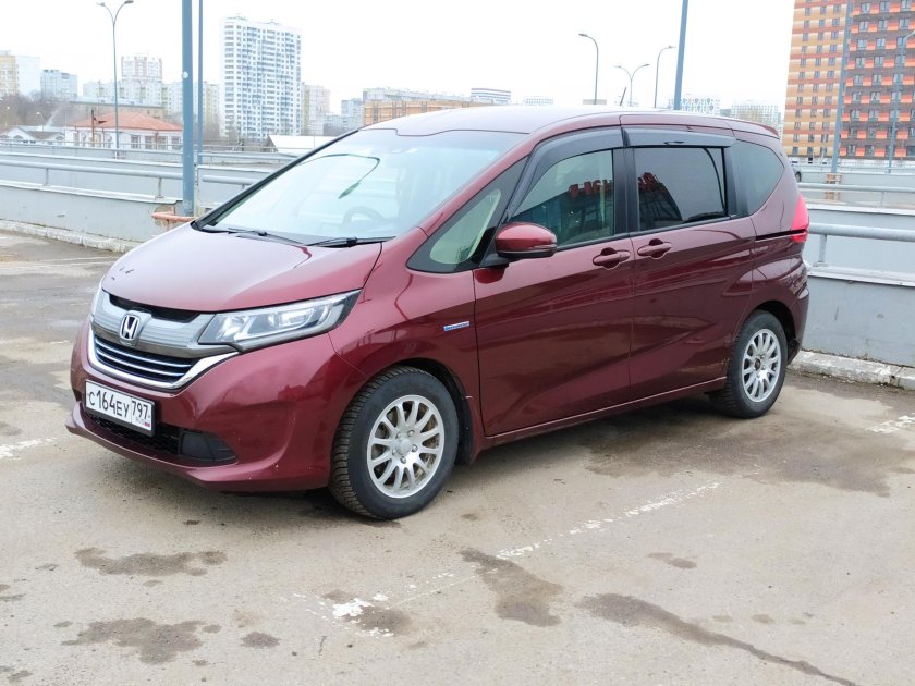 Хонда Фрид цвета кузова