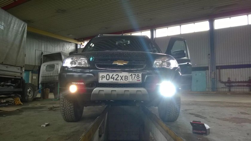 Лед лампы в ниву Шевроле