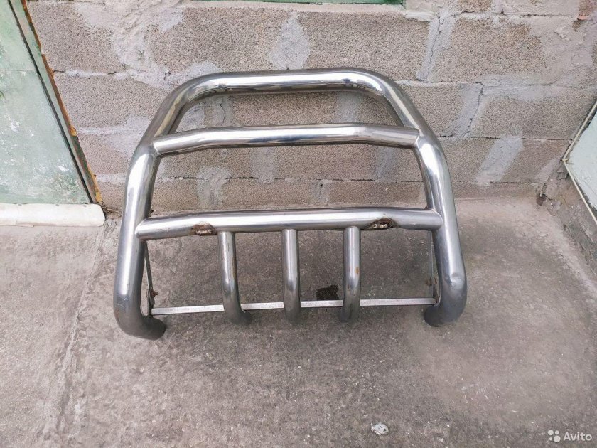 Кенгурятник на ниве