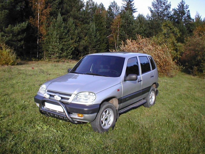 Шевроле Нива с кенгурином