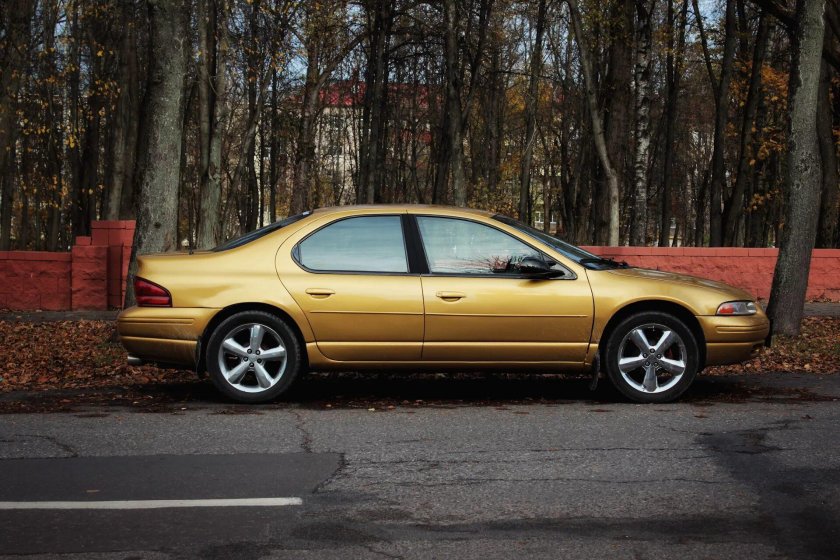 Додж Стратус 1