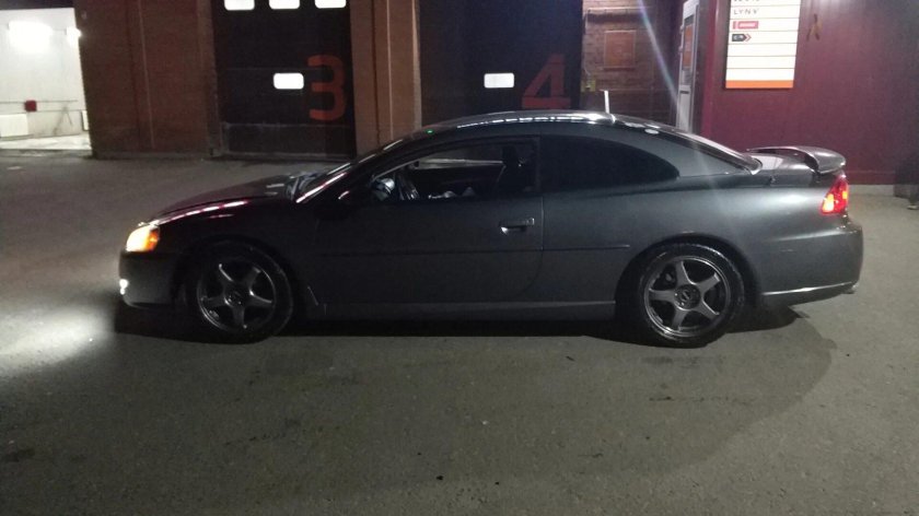 Додж Стратус купе желтый