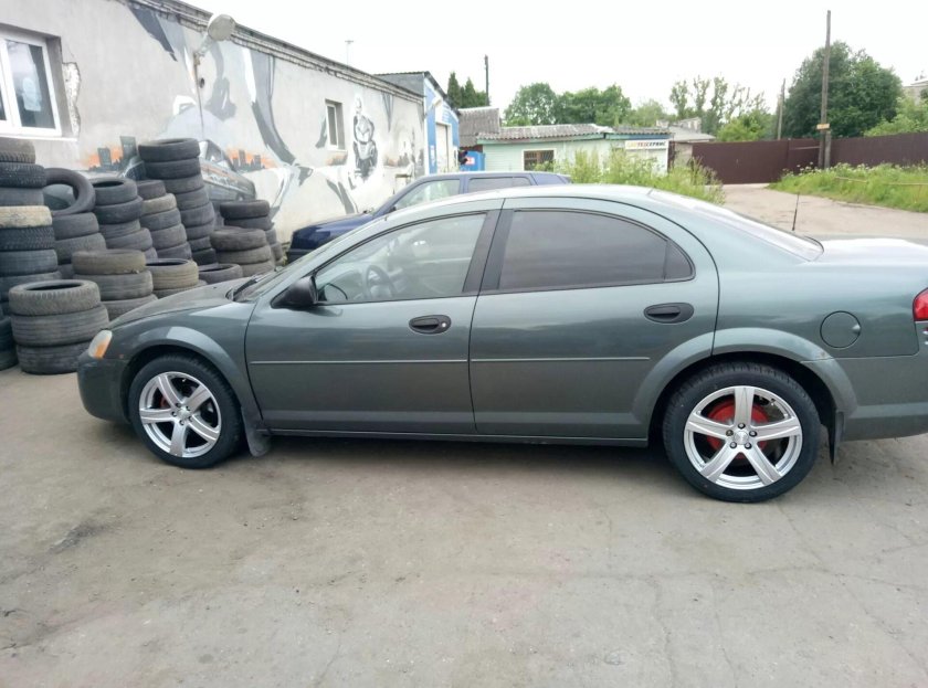 Dodge Stratus 2 на дисках