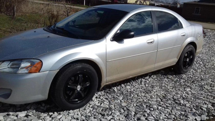 Dodge Stratus 2
