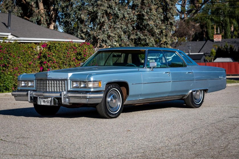 Cadillac fleetwood 1971