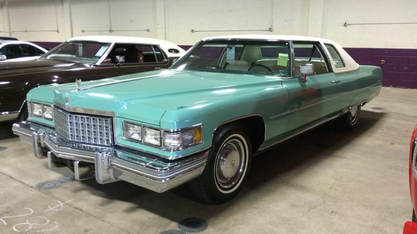 Cadillac Deville купе 1976
