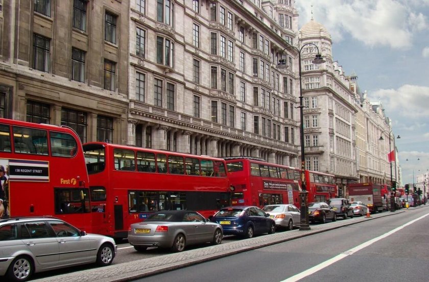 Левостороннее движение в Англии