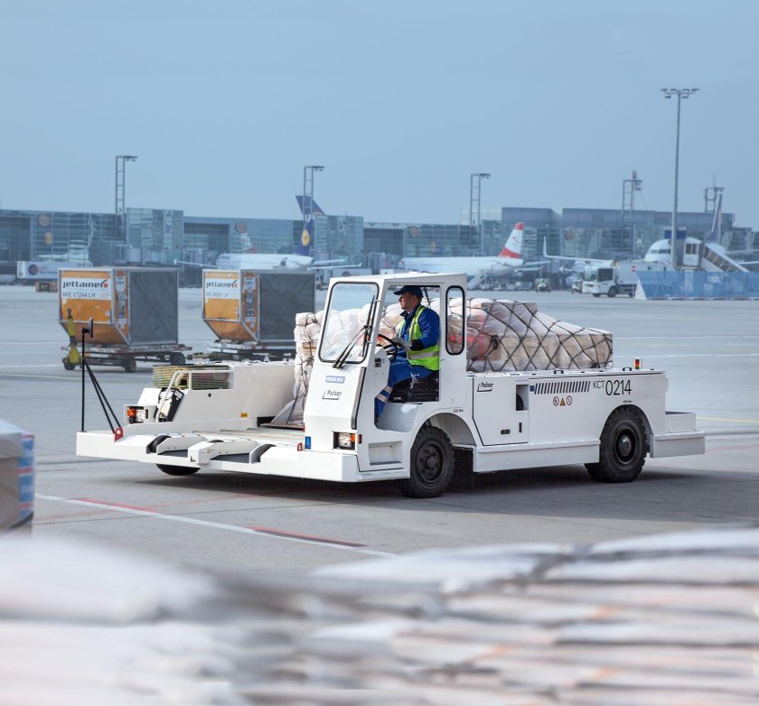 Аэродромный тягач Mulag