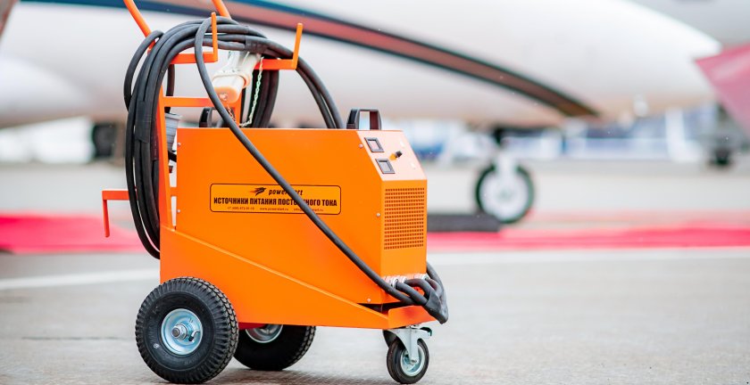 Наземный источник питания для самолета