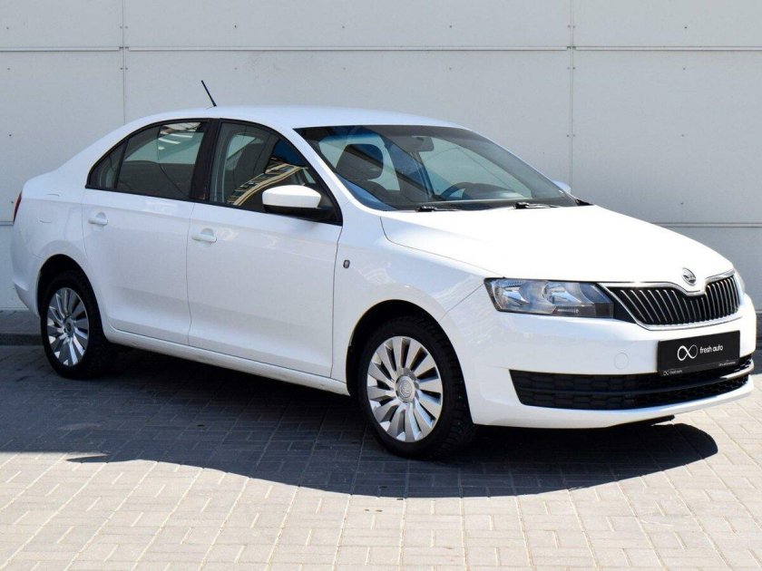 Шкода Рапид 15 года