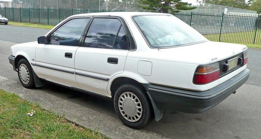 Toyota Corolla 1990