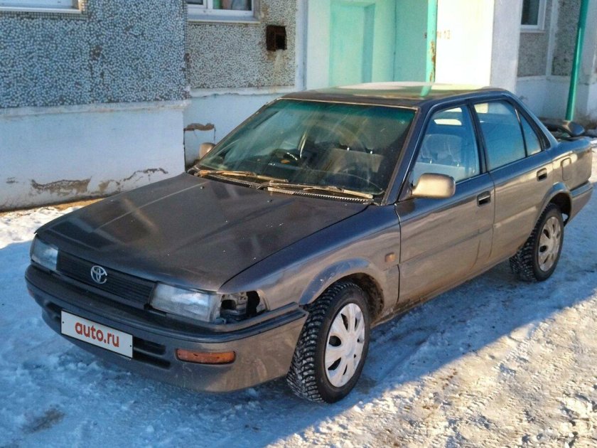 Тойота королла 1989 года