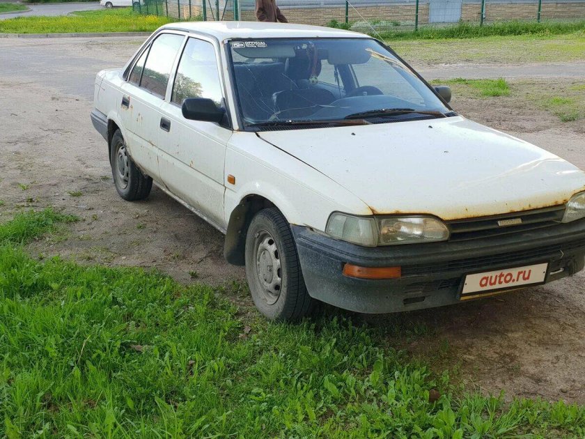 Toyota Corolla 1990