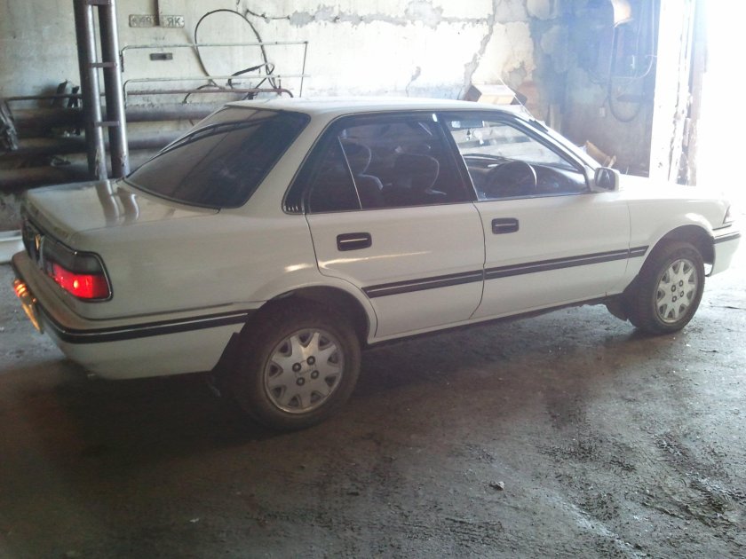 Toyota Corolla 1990
