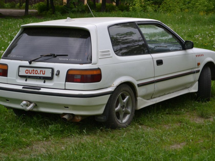 Toyota Corolla e90 1990