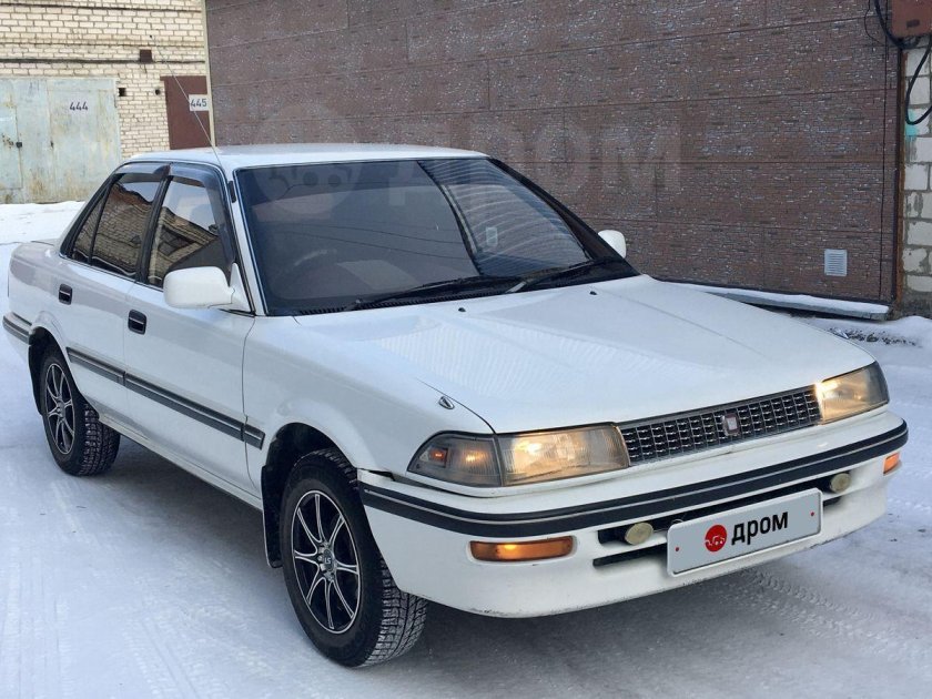 Toyota Corolla 1990