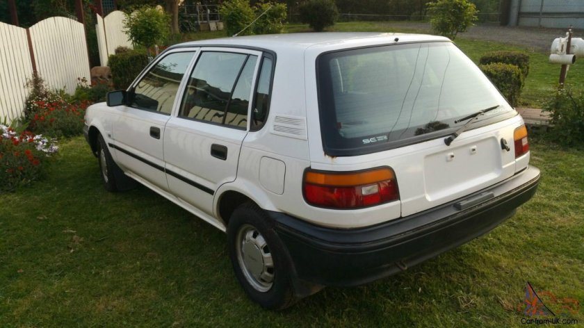 Toyota Corolla 1990 хэтчбек