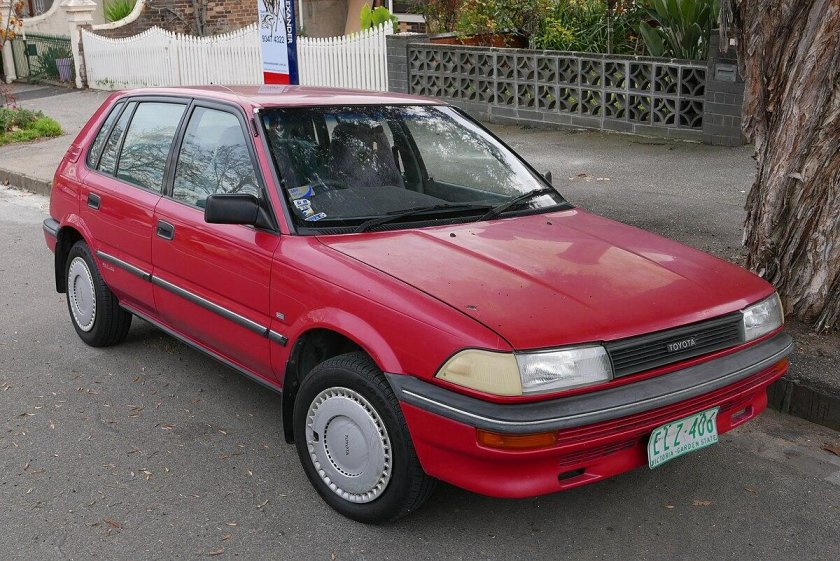 Toyota Corolla 1990