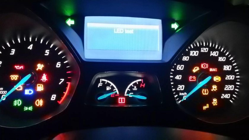 Спидометр Ford Focus 3