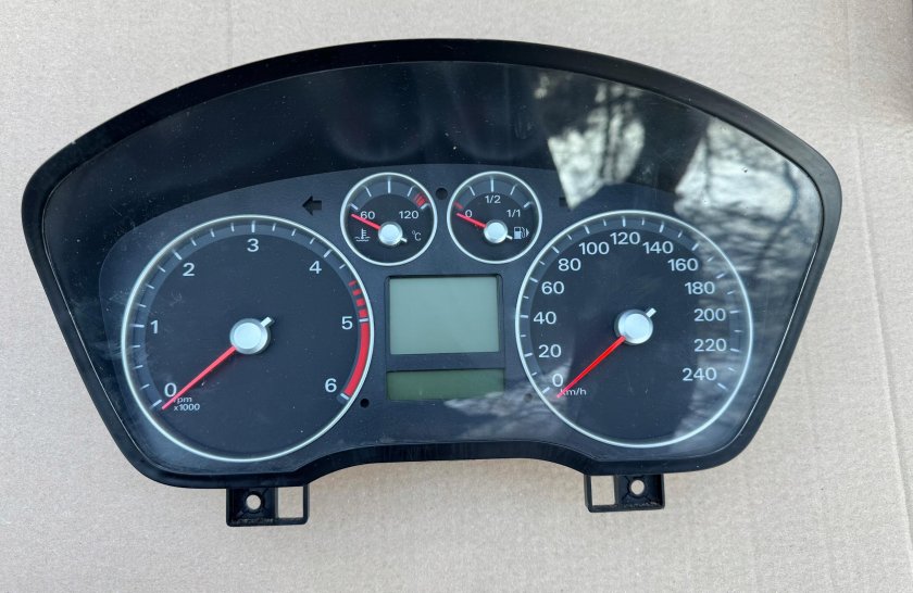 Панель приборов ford focus