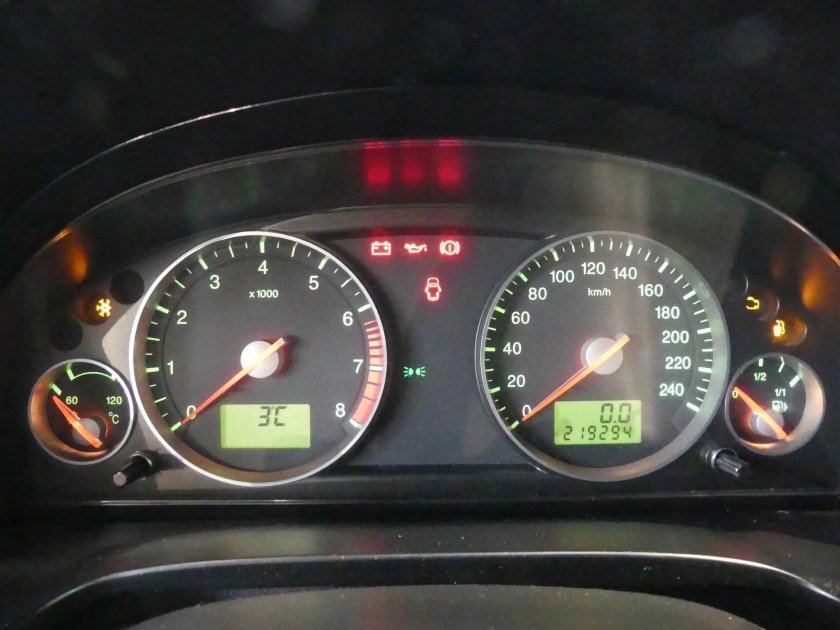 Панель приборов Мондео 3