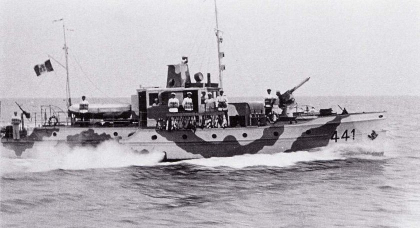 Бронированный морской охотник БМО проекта 194 чертежи