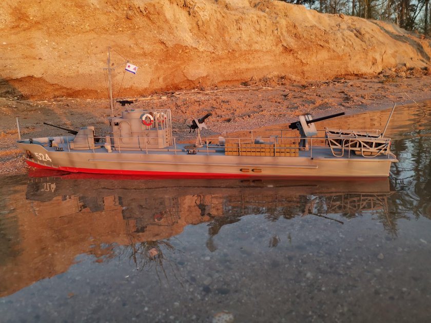 Smk144001 малый охотник мо-4 1/144