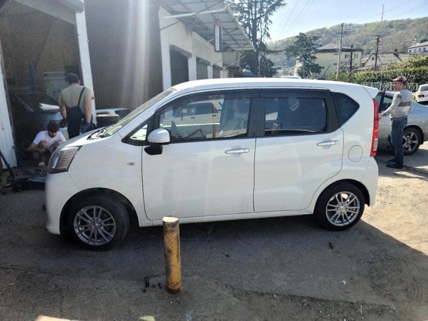 Дайхатсу мув