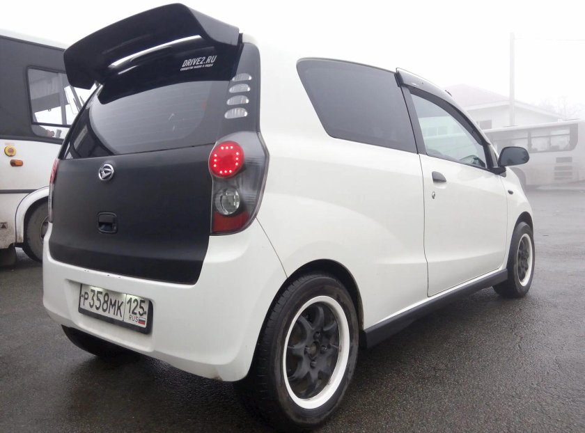 Daihatsu Mira l5