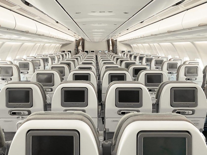 Airbus a330-200 салон