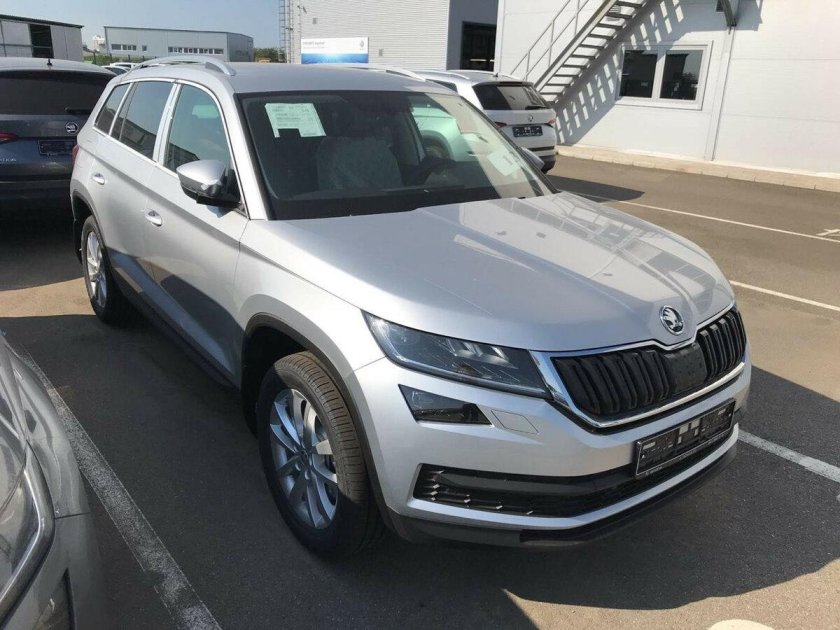 Шкода Кодиак серебристый