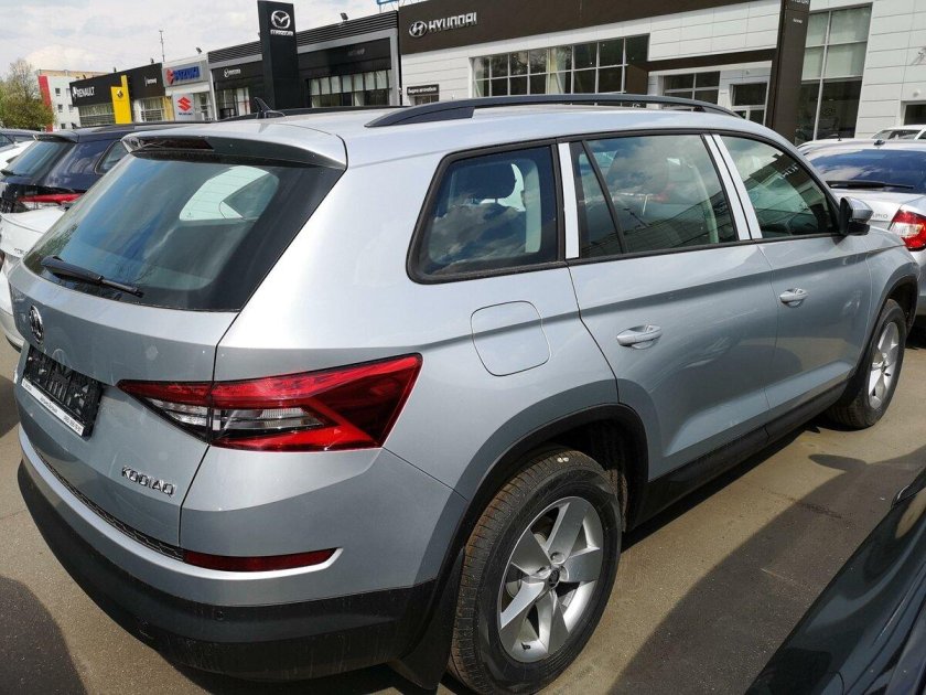 Шкода Кодиак серебристый