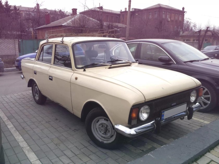 Москвич 2140 Лотос