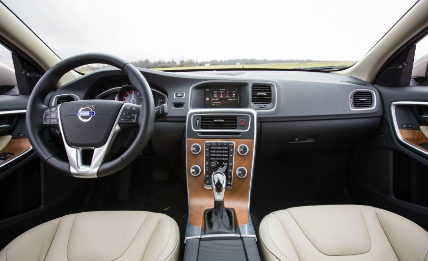 Вольво s60 салон