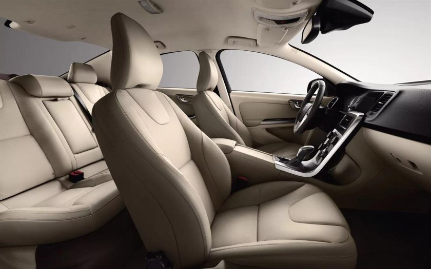 Volvo s60 2011 салон