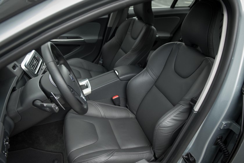 Volvo s60 2 поколение салон