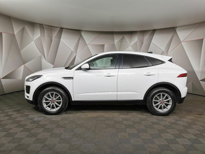 Ягуар е пейс