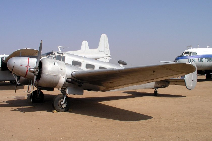 Beech c-45 Expeditor