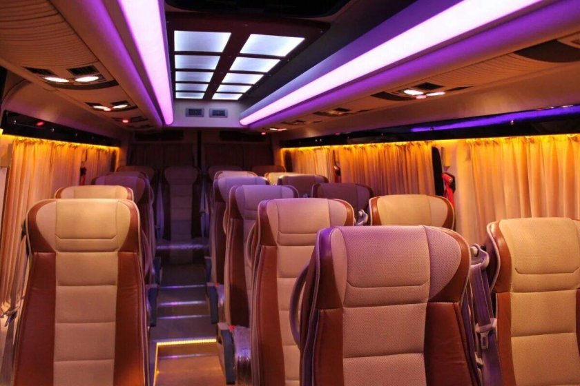 Комфортабельный автобус Мерседес