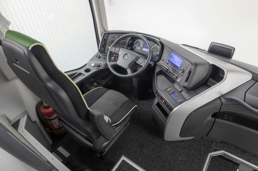 Mercedes Benz Tourismo 16