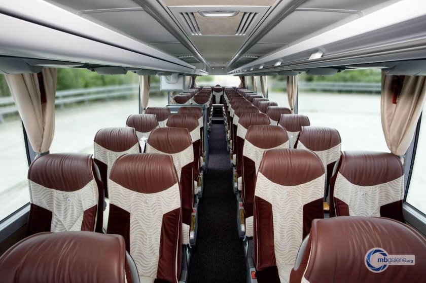 Mercedes Benz 0403 салон