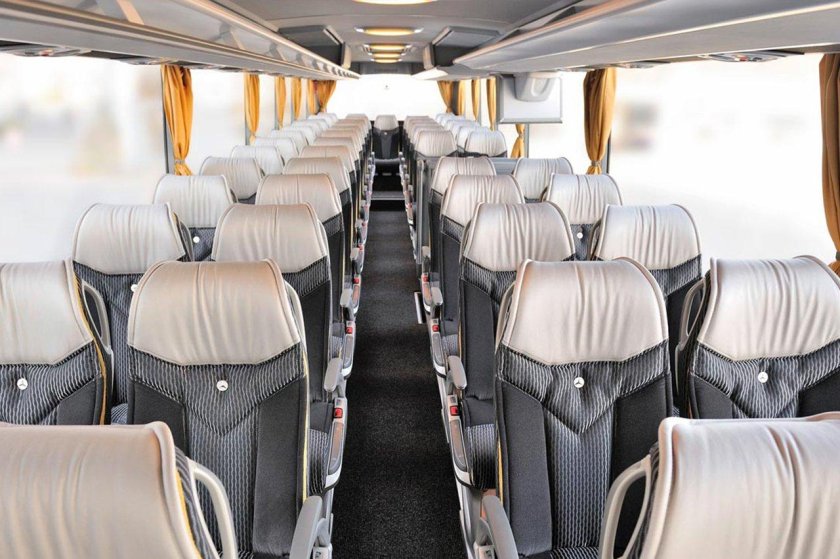 Автобус Mercedes-Benz Tourismo салон