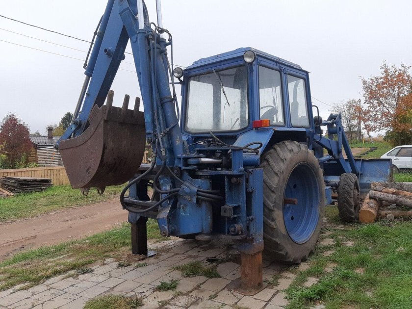 Синий погрузчик